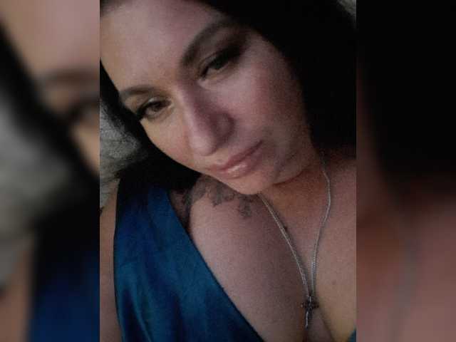 Nikoletta25, en vivo ahora en BongaCams