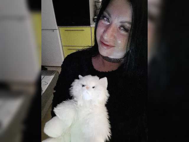 Nikoletta25 live cam on BongaCams