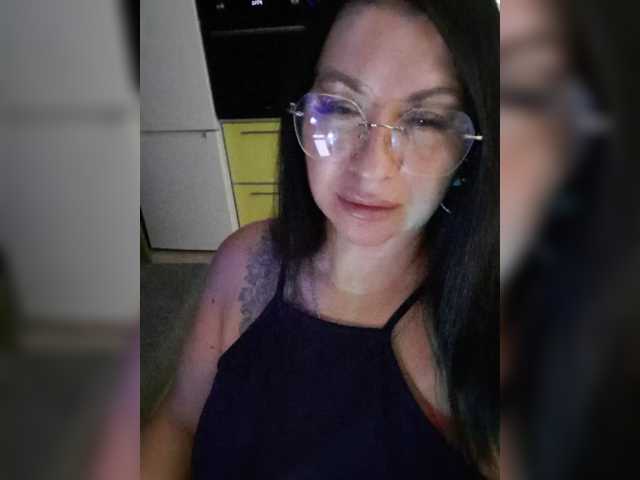 Nikoletta25 live cam on BongaCams