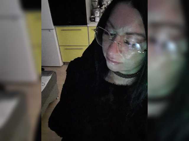 Nikoletta25 live cam on BongaCams