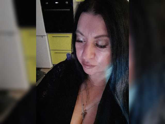Nikoletta25 live cam on BongaCams