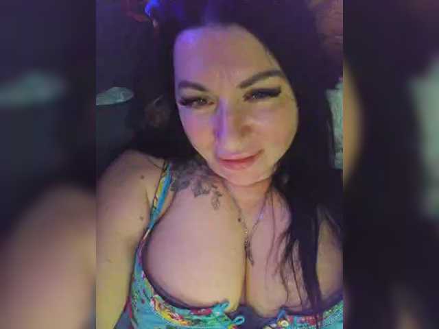 Nikoletta25