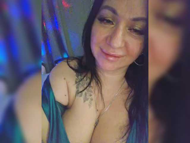 Nikoletta25's BongaCams show and profile