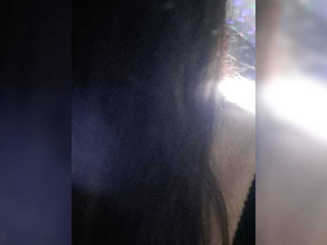 Nikoletta25 live cam preview
