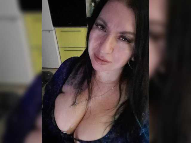 Nikoletta25 live cam on BongaCams