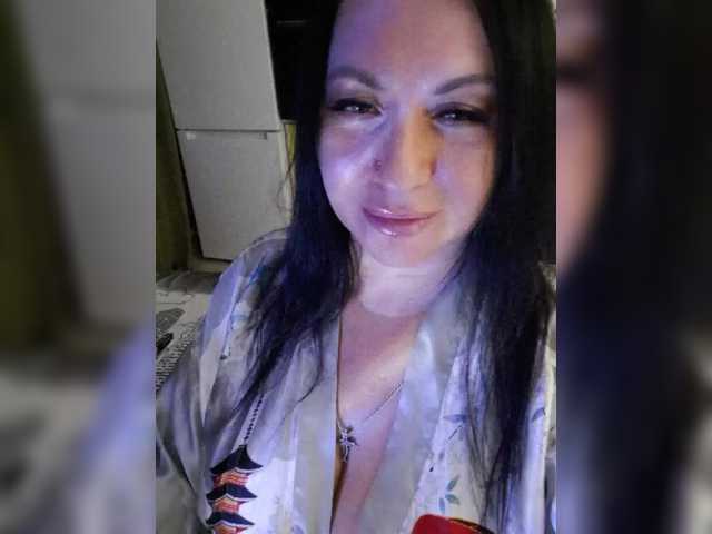Nikoletta25