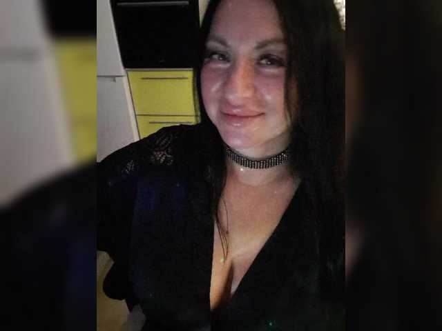 Nikoletta25 live cam on BongaCams