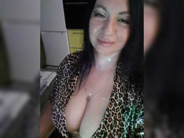 Nikoletta25