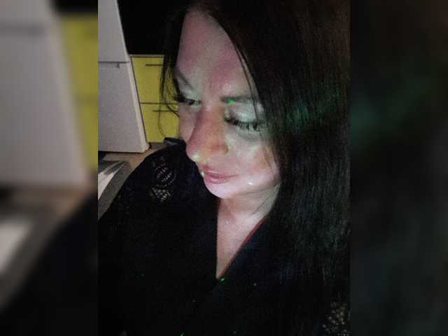 Nikoletta25 live cam on BongaCams