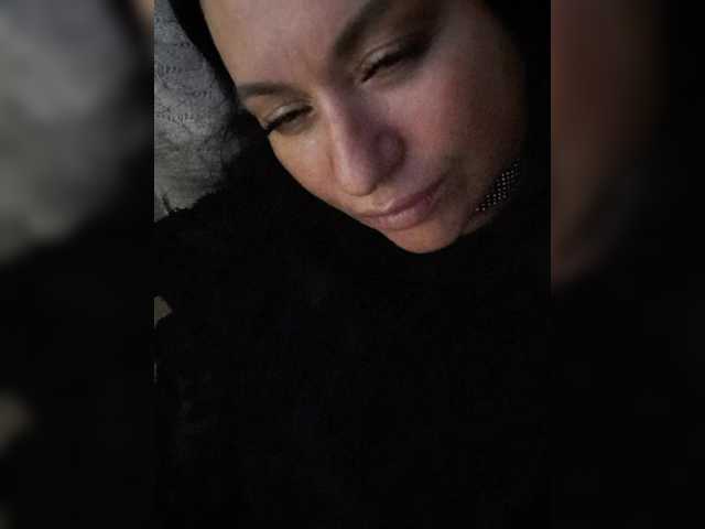 Nikoletta25 live cam on BongaCams