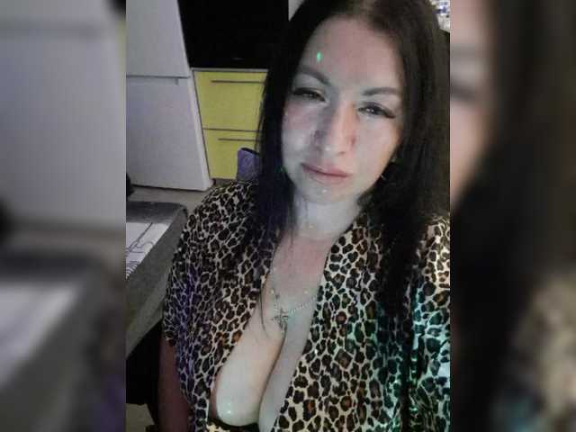 Nikoletta25