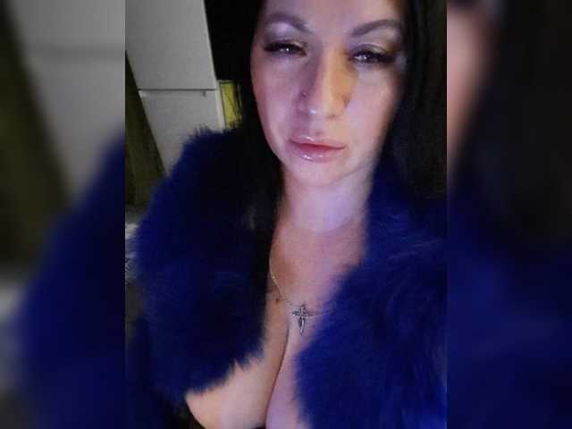 Nikoletta25