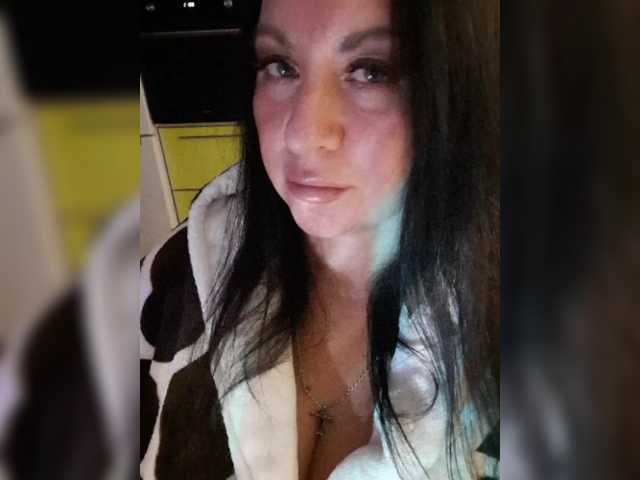 Nikoletta25