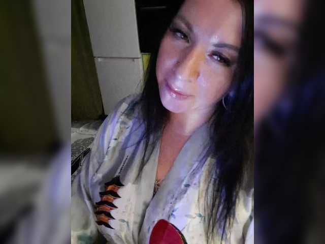 Nikoletta25 live cam on BongaCams