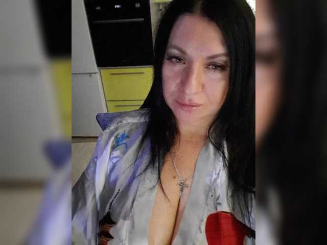 Nikoletta25