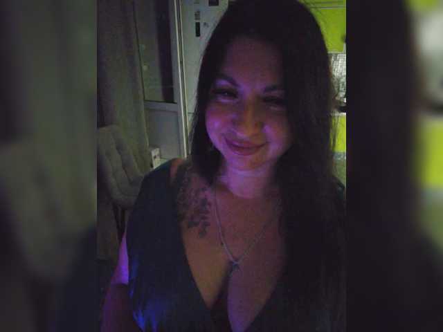 Nikoletta25