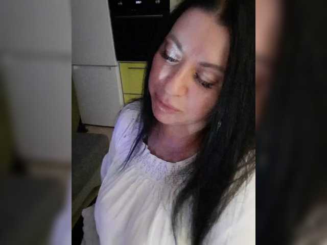 Nikoletta25