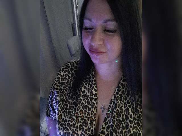 Nikoletta25 live cam on BongaCams