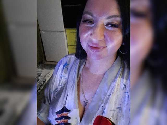 Nikoletta25