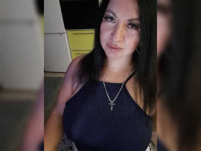 Nikoletta25 live cam on BongaCams
