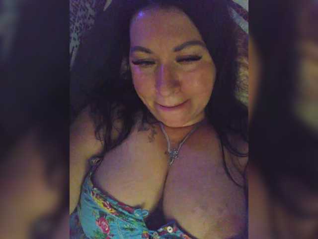 Nikoletta25 live cam on BongaCams