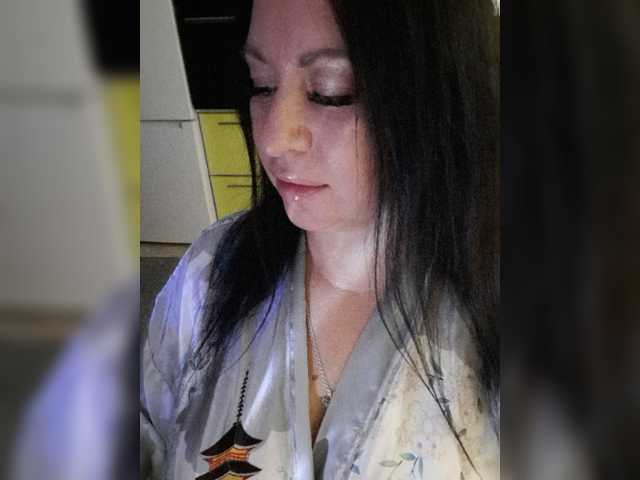 Nikoletta25, en directo ahora en BongaCams