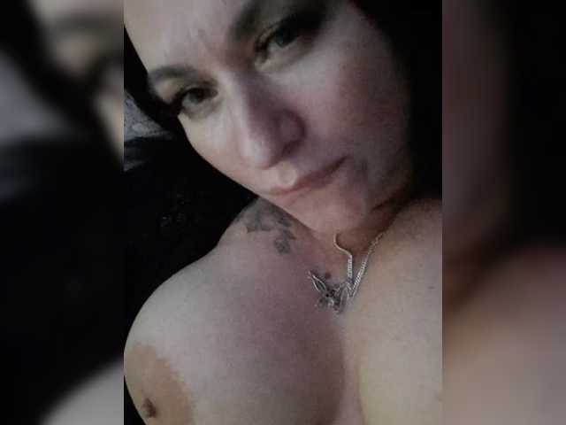 Nikoletta25, en vivo ahora en BongaCams