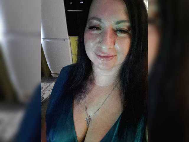 Nikoletta25 live cam preview