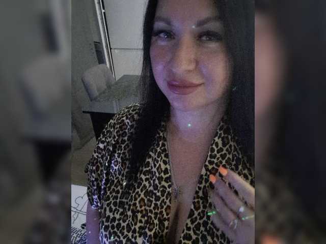 Nikoletta25