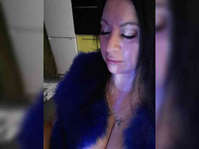 Nikoletta25 webcam