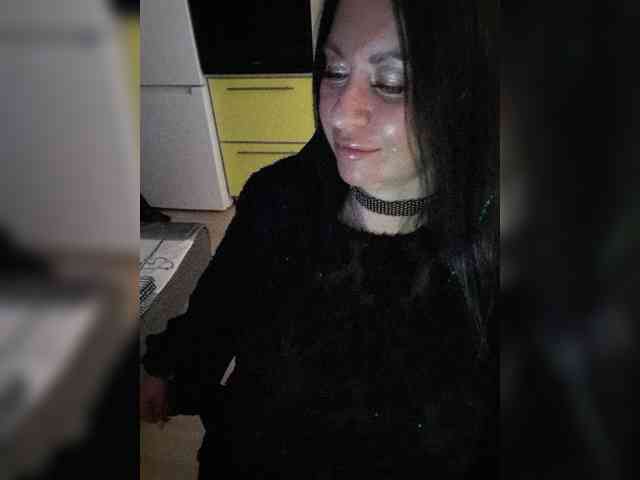 Nikoletta25 webcam