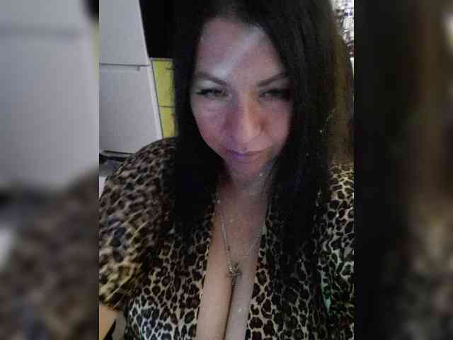Nikoletta25 webcam