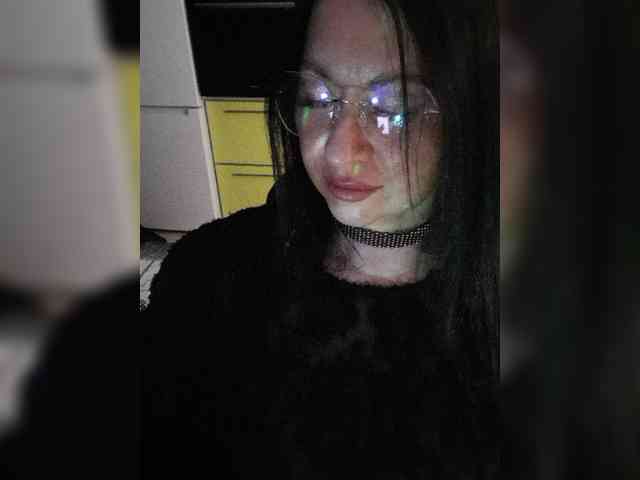 Nikoletta25 webcam