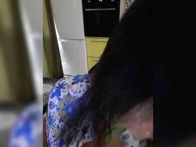 Nikoletta25 webcam