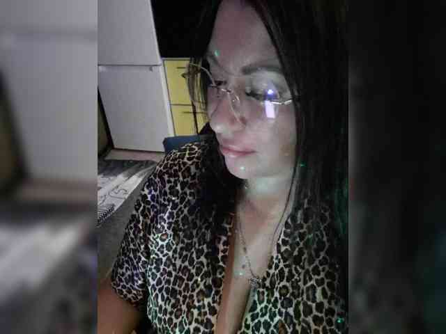 Nikoletta25 webcam