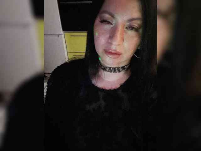 Nikoletta25 webcam