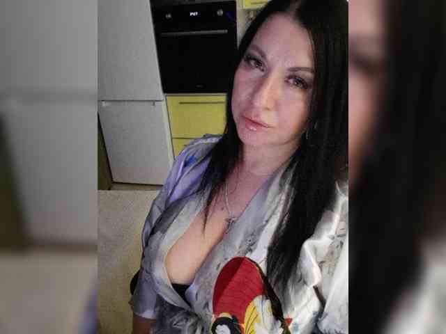Nikoletta25 webcam