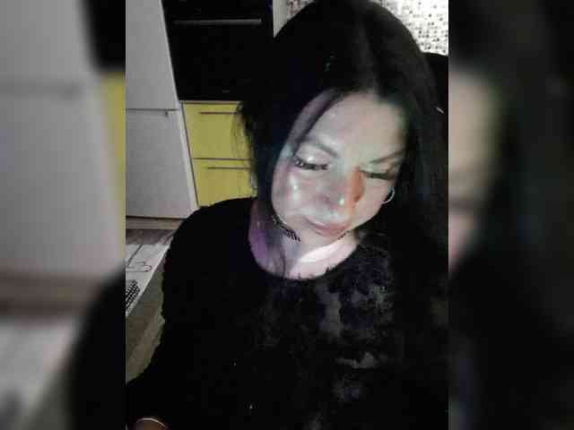 Nikoletta25 webcam
