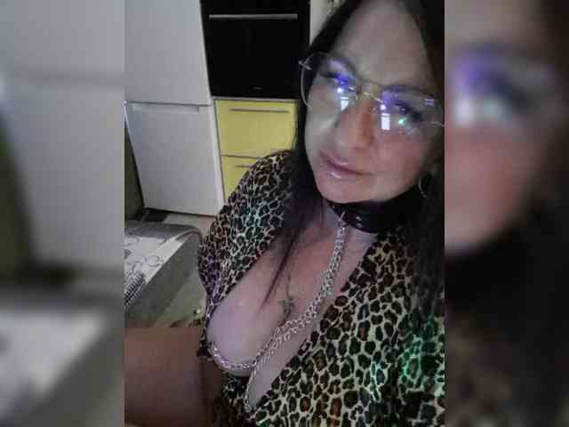Nikoletta25 webcam