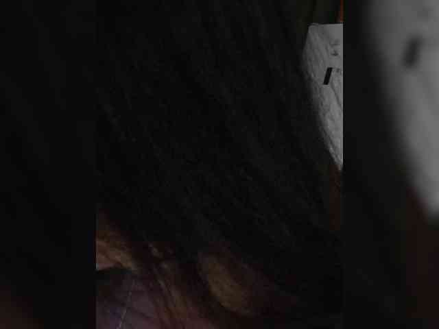 Nikoletta25 webcam