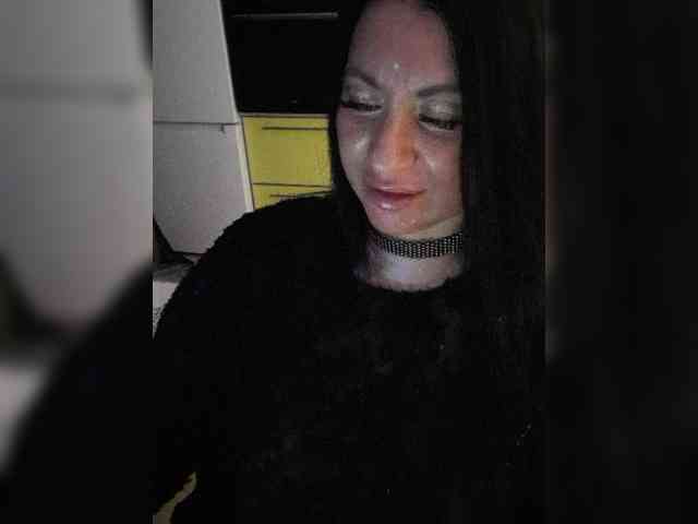 Nikoletta25 webcam