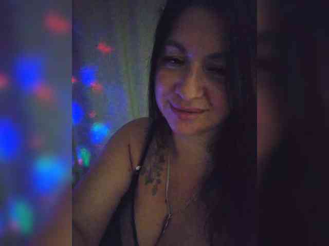 Nikoletta25 webcam