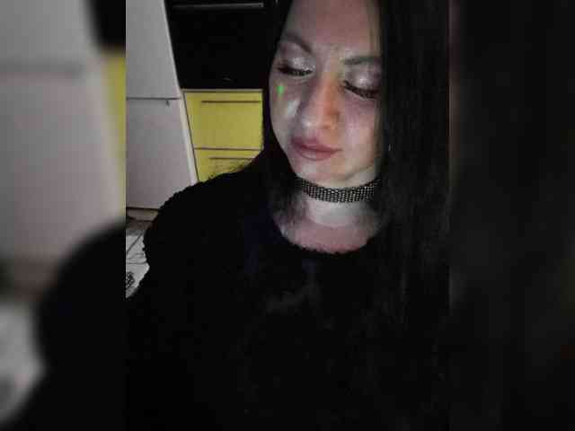Nikoletta25 webcam