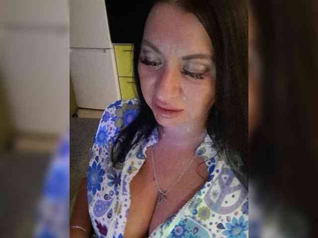 Nikoletta25 webcam