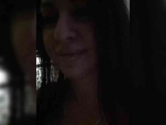 Nikoletta25 webcam