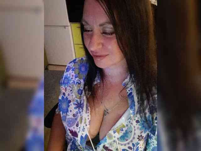 Nikoletta25 webcam