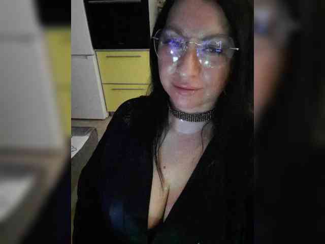 Nikoletta25 webcam