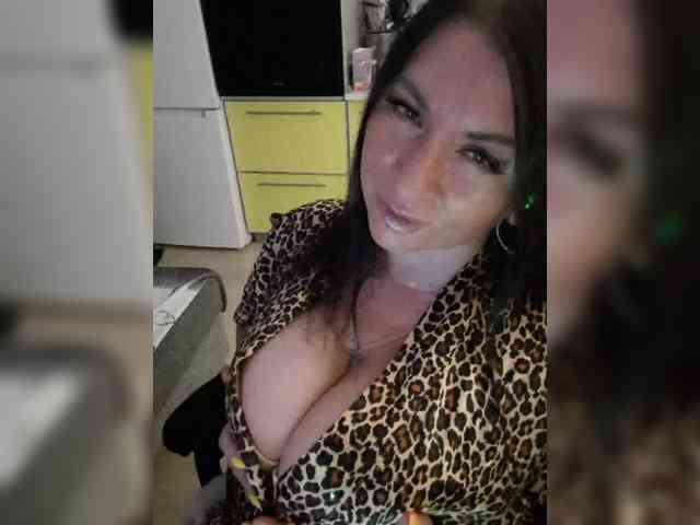 Model: Nikoletta25