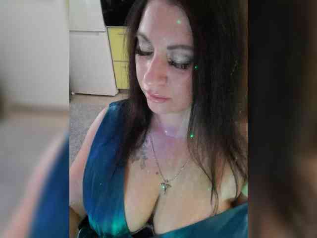 Nikoletta25 webcam