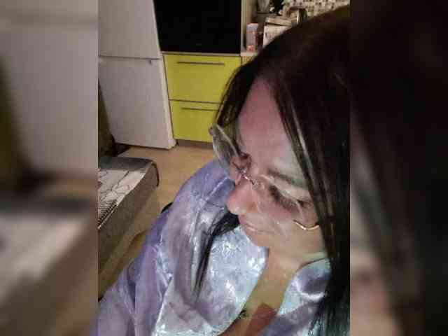 Nikoletta25 webcam